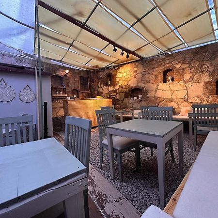 Hanole Guest House Ayvalı Eksteriør bilde