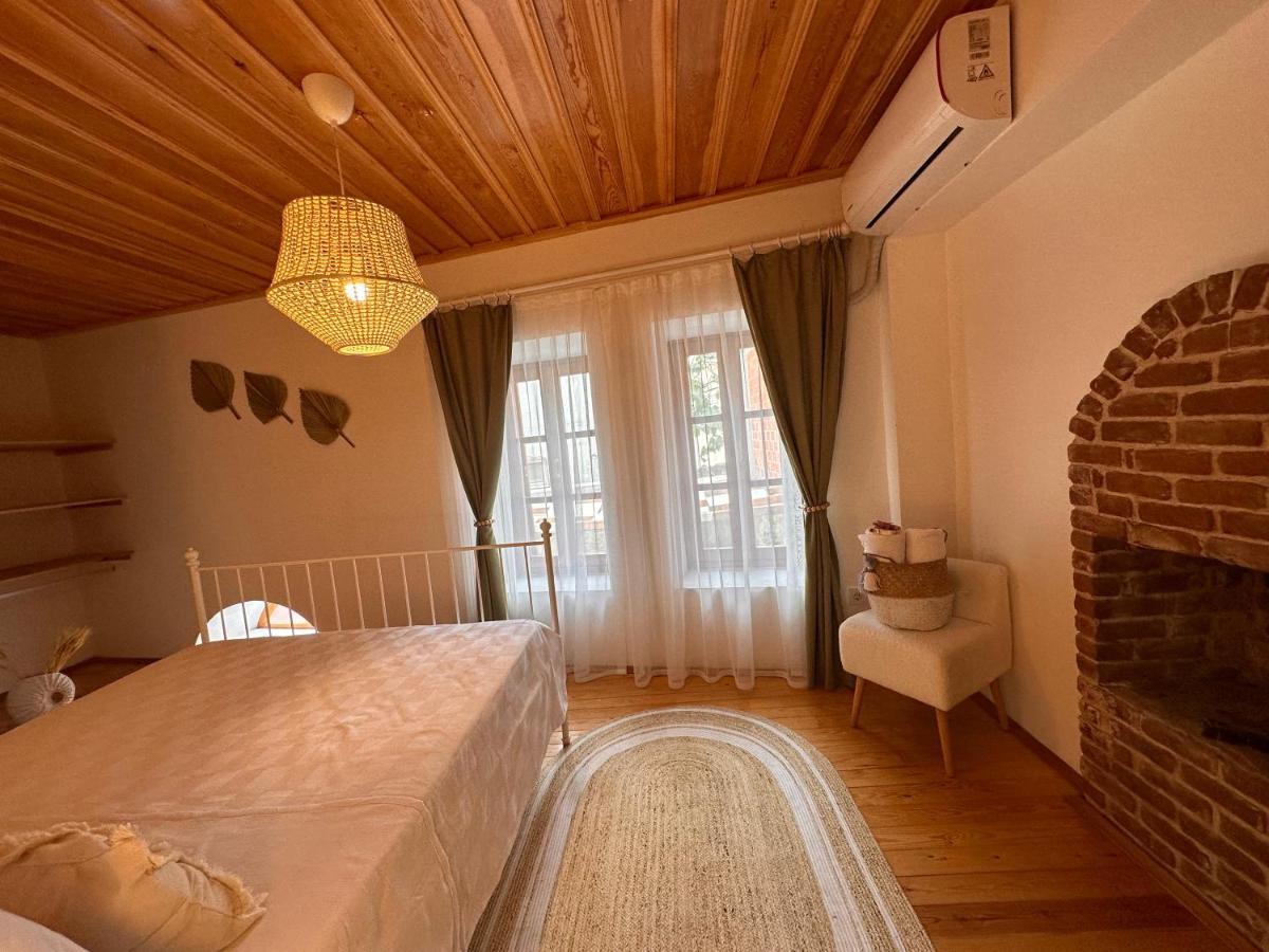 Hanole Guest House Ayvalı Eksteriør bilde